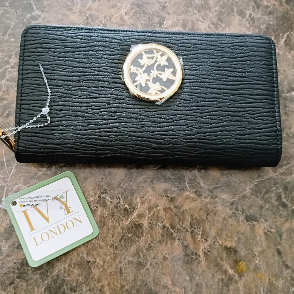 NWT Ivy London Black Faux Leather Zip Around Wallet Clutch!